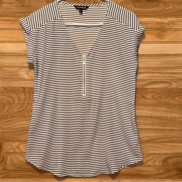 Express Tops - Express | Women's Striped V-Neck Blouse | Size S